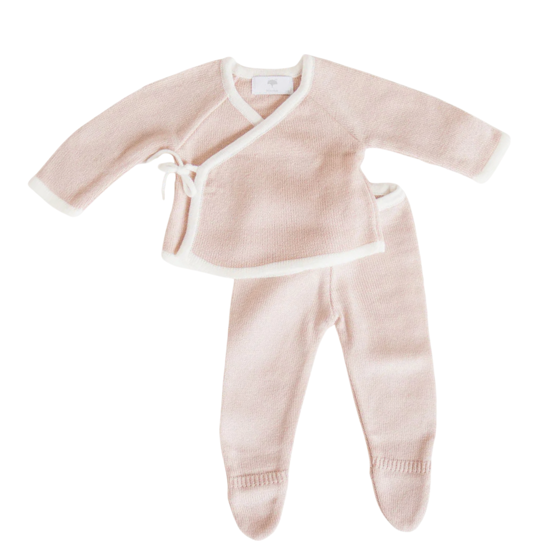 Conjunto tejido Hello World